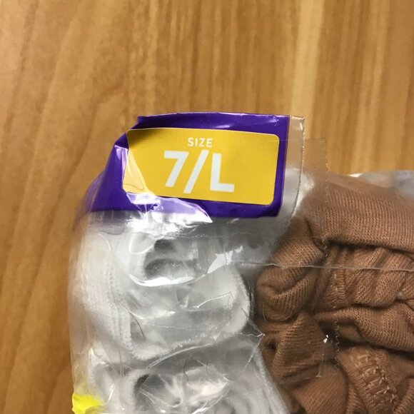 Hanes Womens Underwear 10-Pack, Full-Coverage Brief Panties, Moisture-Wicking - Picture 3 of 5